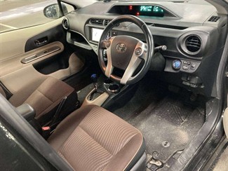 2013 Toyota AQUA - Thumbnail