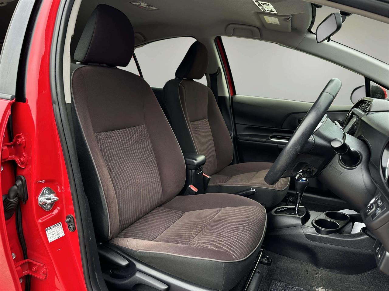 2015 Toyota AQUA