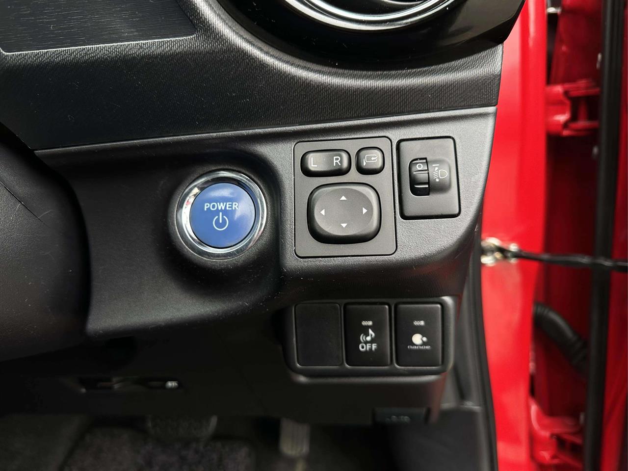 2015 Toyota AQUA