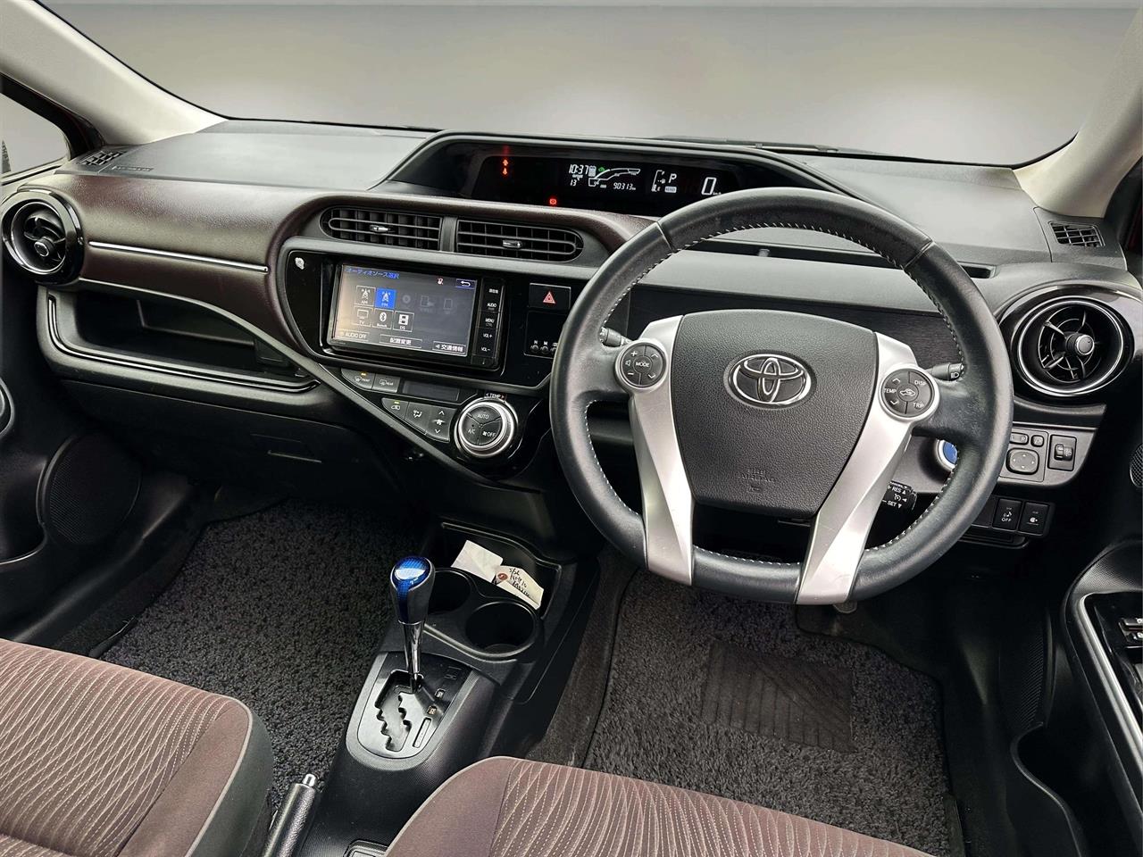 2015 Toyota AQUA