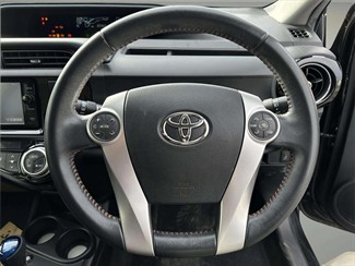 2015 Toyota AQUA - Thumbnail