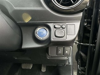2015 Toyota AQUA - Thumbnail
