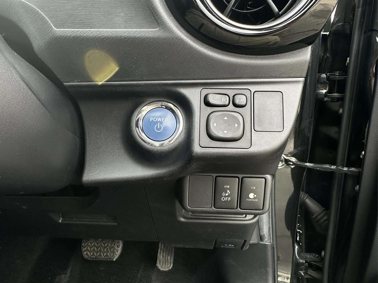 2015 Toyota AQUA
