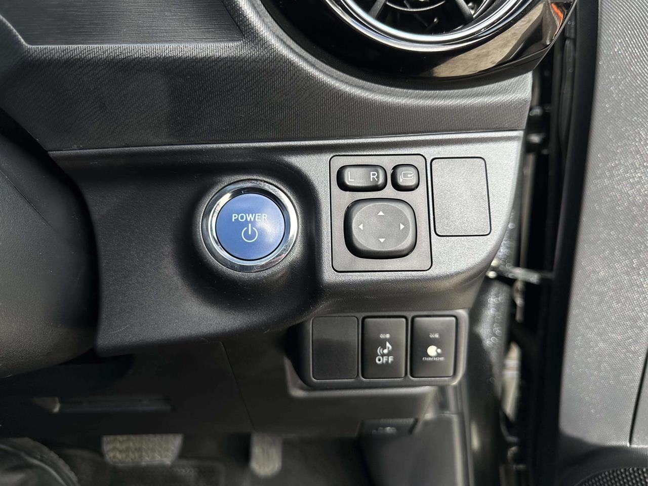 2015 Toyota AQUA