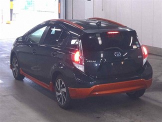 2015 Toyota AQUA - Thumbnail