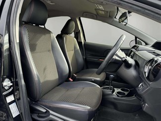 2015 Toyota AQUA - Thumbnail