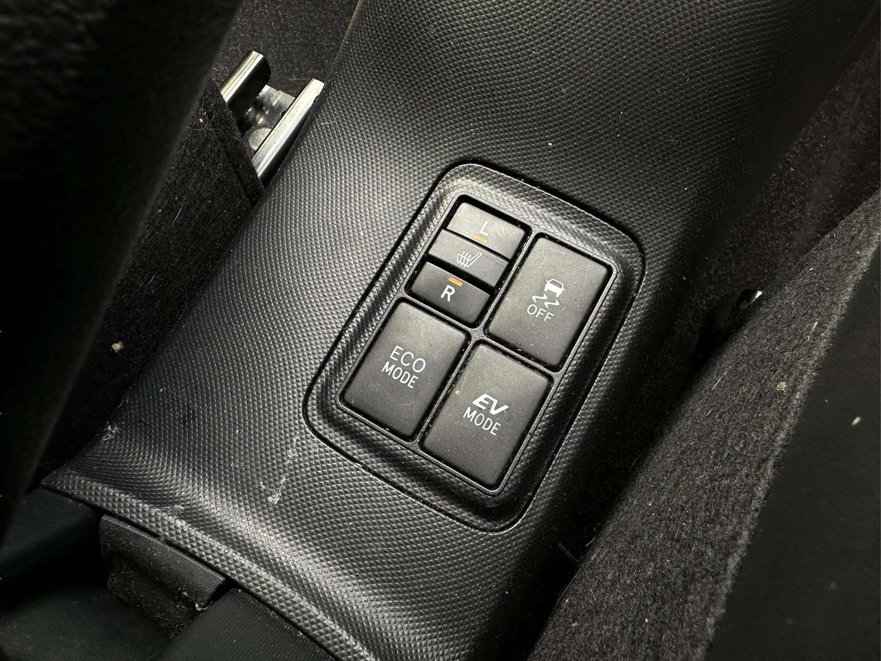 2015 Toyota AQUA