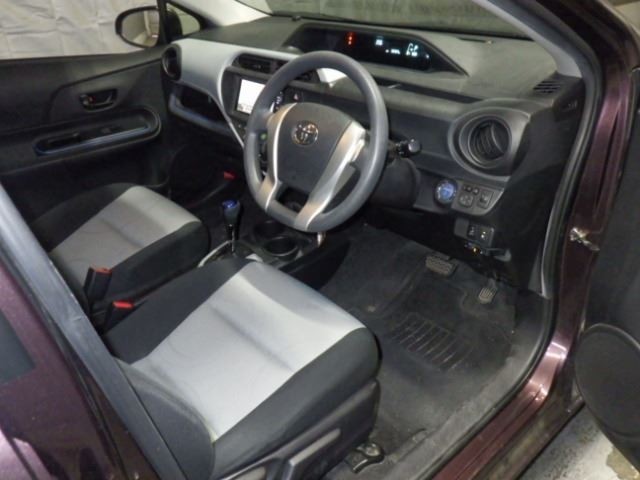 2014 Toyota AQUA