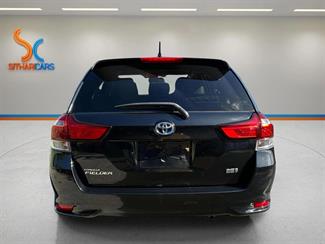 2016 Toyota Corolla - Thumbnail