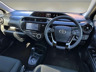 2018 Toyota AQUA - Thumbnail