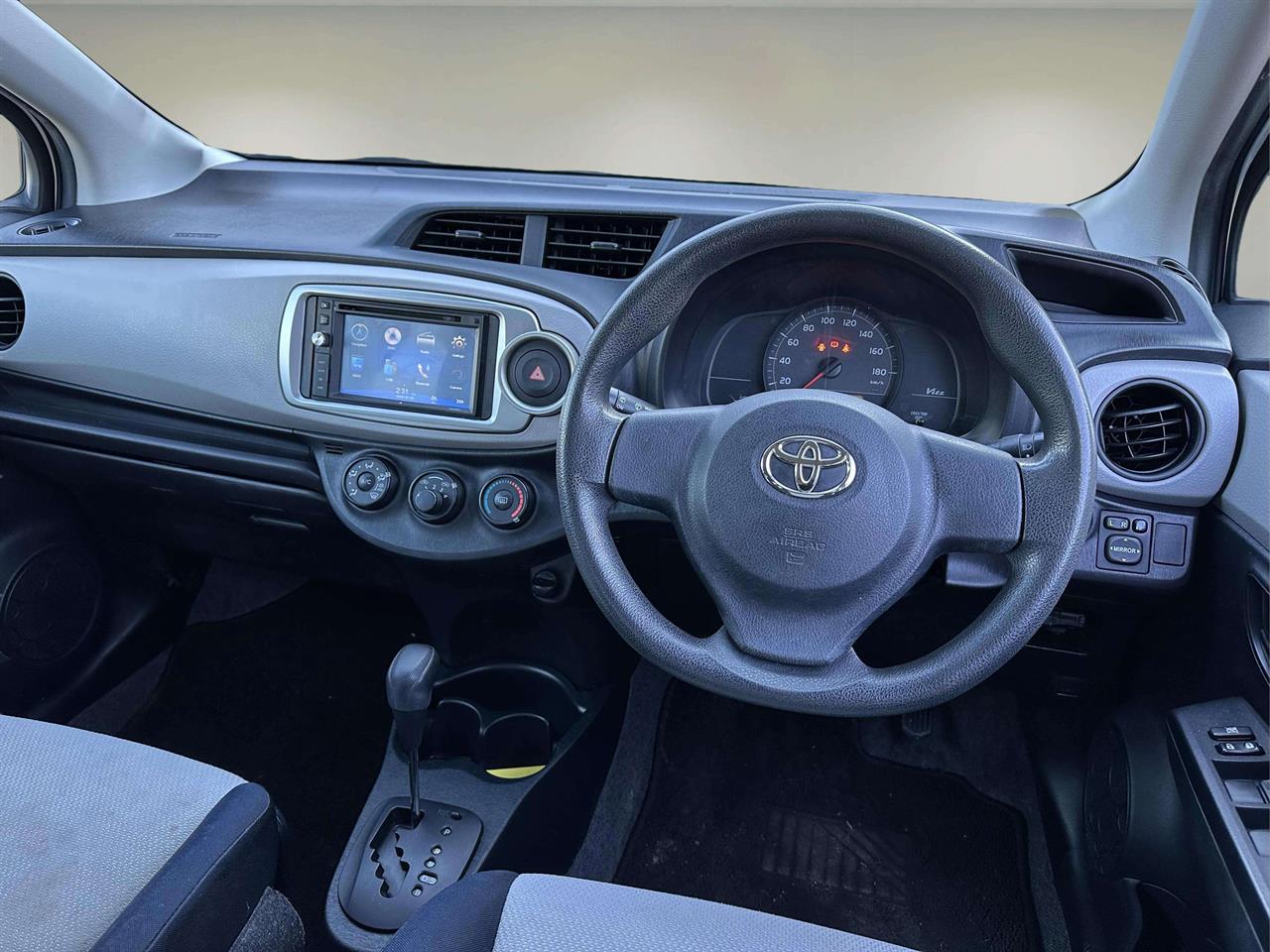 2011 Toyota Vitz