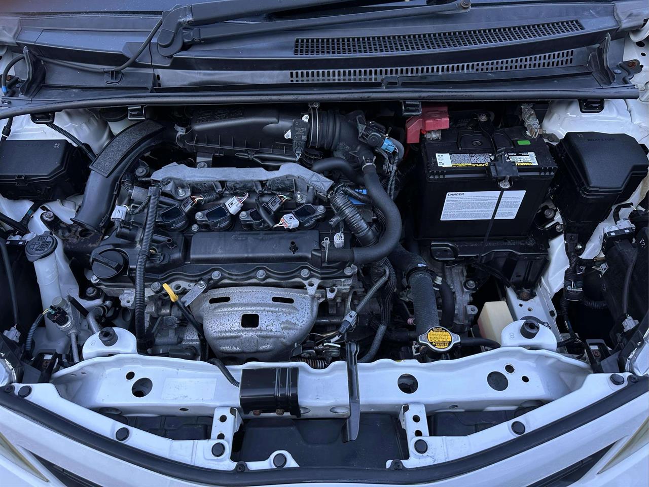 2011 Toyota Vitz