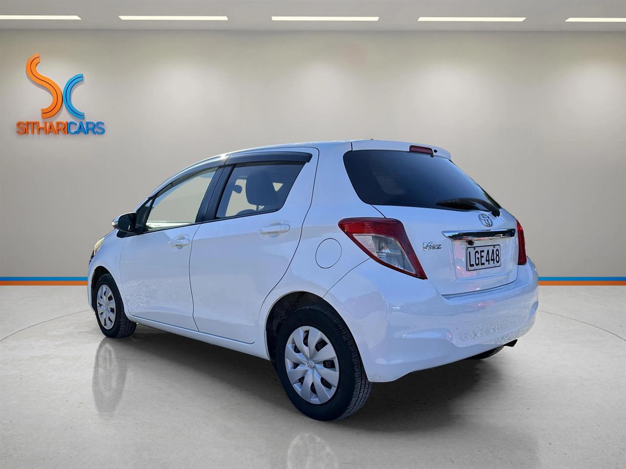 2011 Toyota Vitz