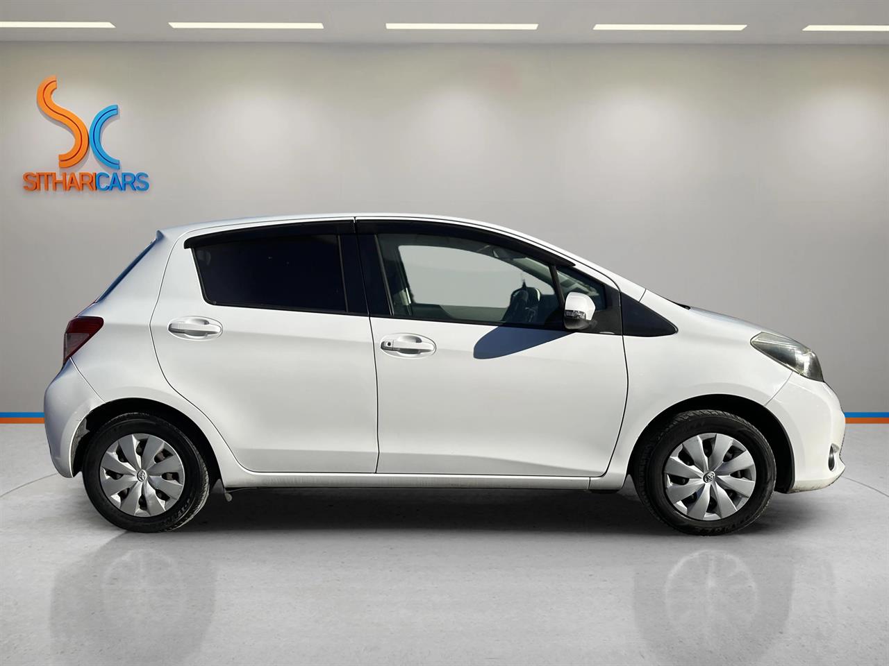 2011 Toyota Vitz