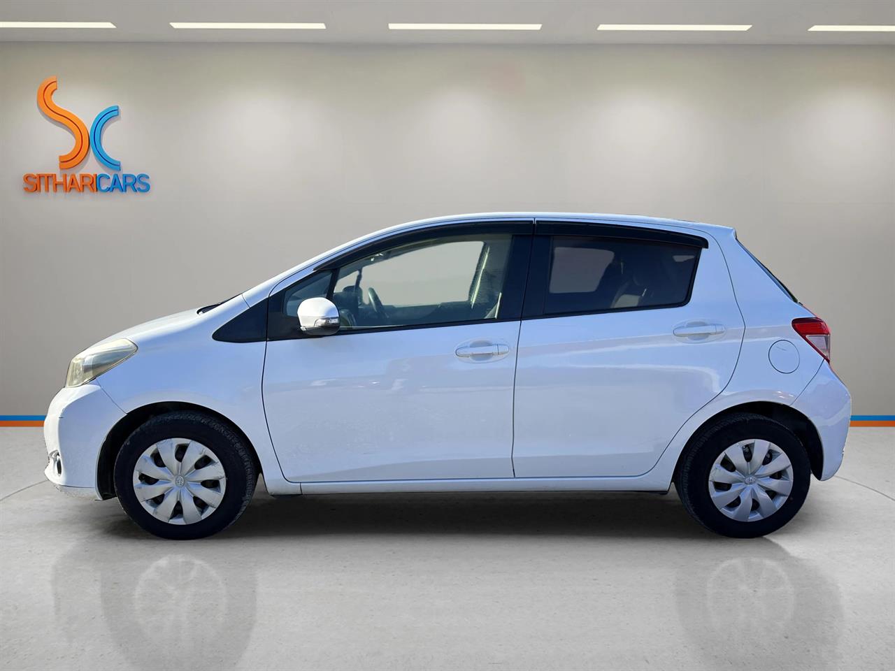 2011 Toyota Vitz