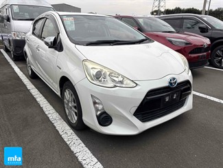 2015 Toyota AQUA - Thumbnail