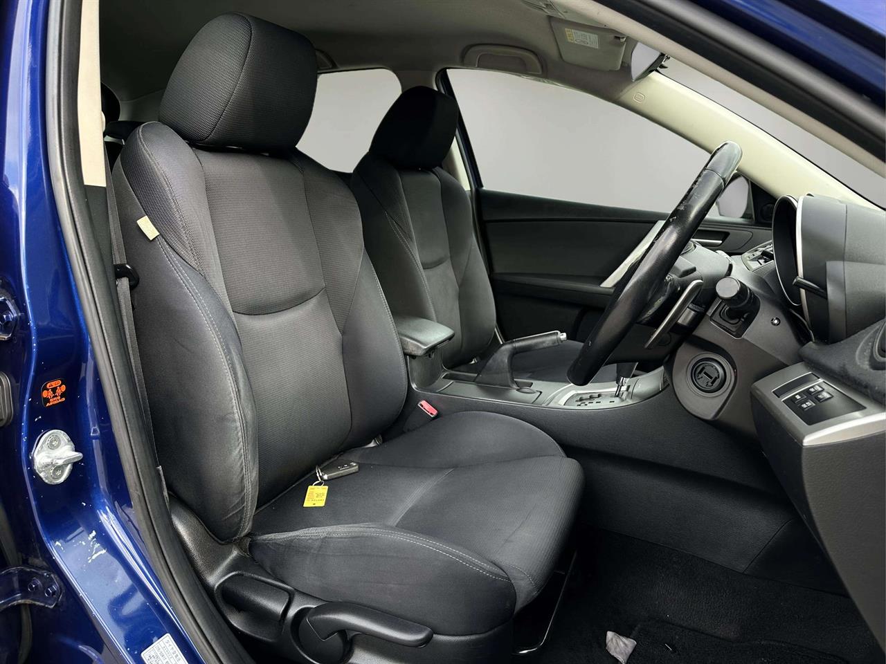 2009 Mazda Axela