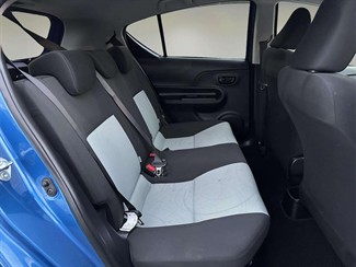 2014 Toyota AQUA - Thumbnail