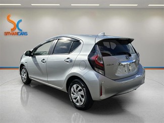 2020 Toyota AQUA - Thumbnail