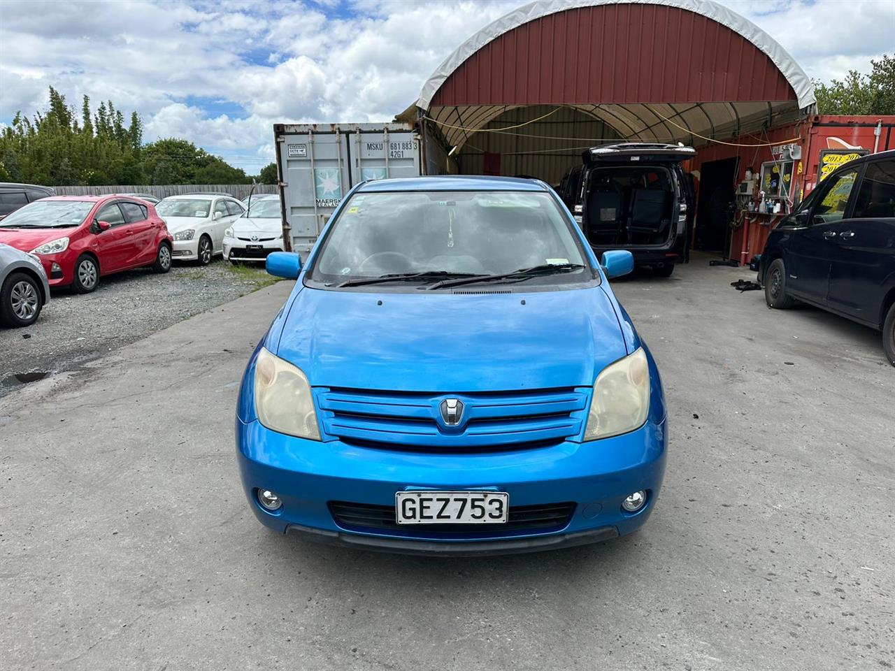 2002 Toyota IST