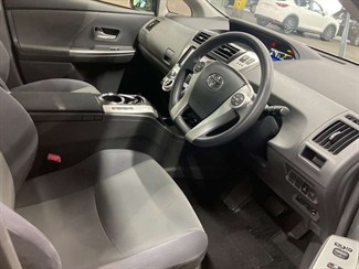 2013 Toyota Prius - Thumbnail