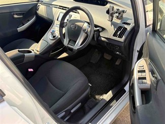 2013 Toyota Prius - Thumbnail
