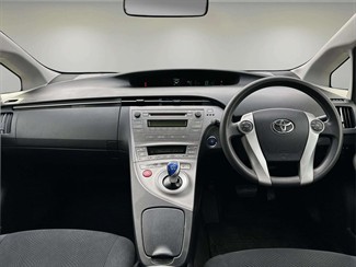 2013 Toyota Prius - Thumbnail