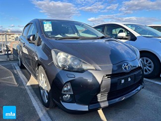 2013 Toyota AQUA - Thumbnail