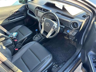 2013 Toyota AQUA - Thumbnail