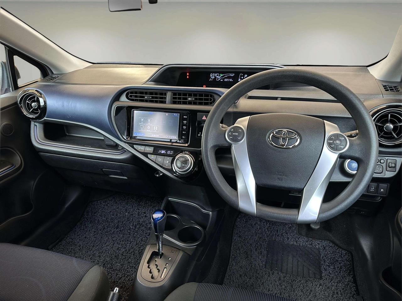 2015 Toyota AQUA