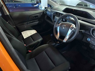 2015 Toyota AQUA - Thumbnail