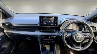 2021 Toyota Yaris - Thumbnail