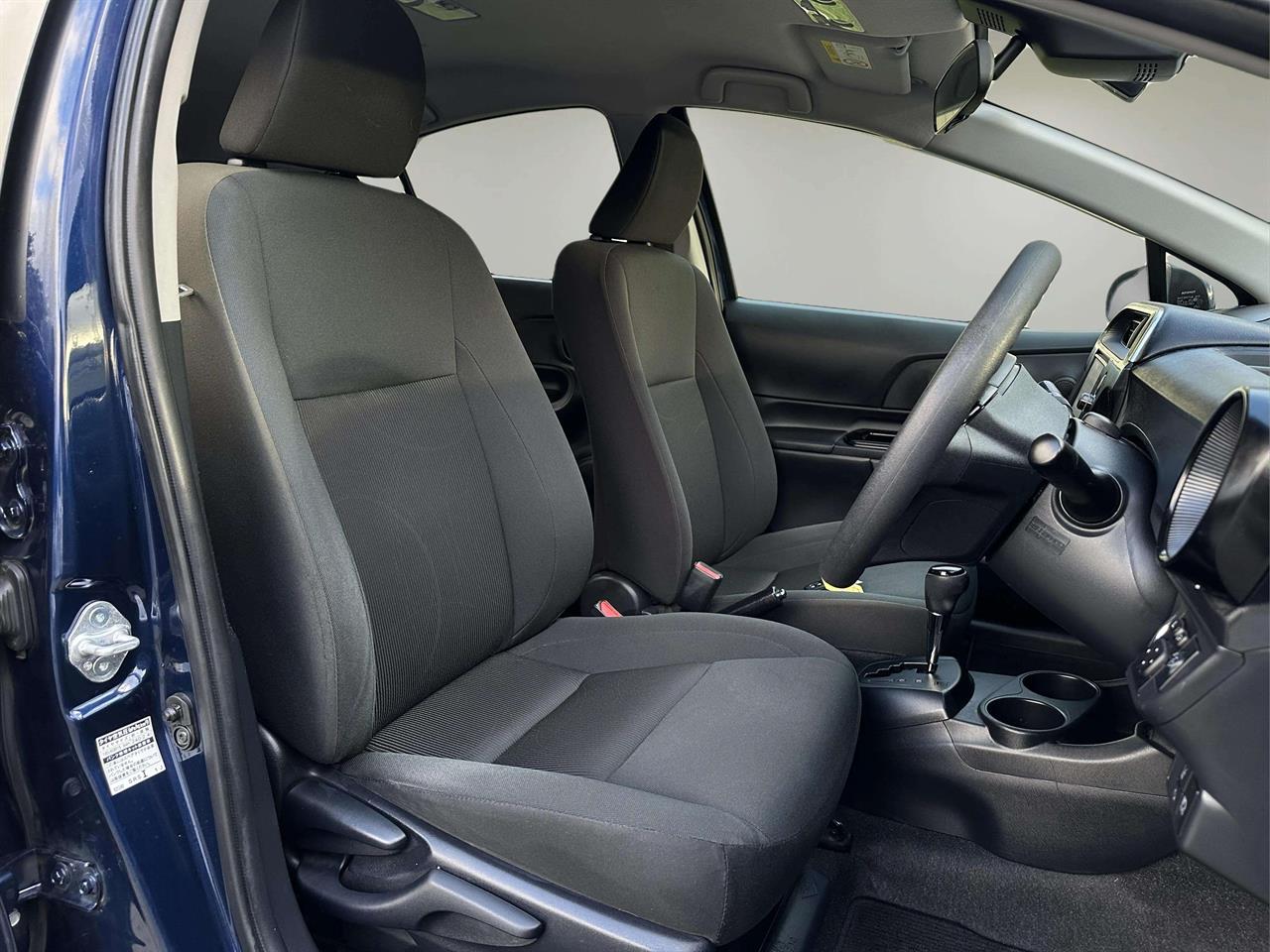 2017 Toyota AQUA