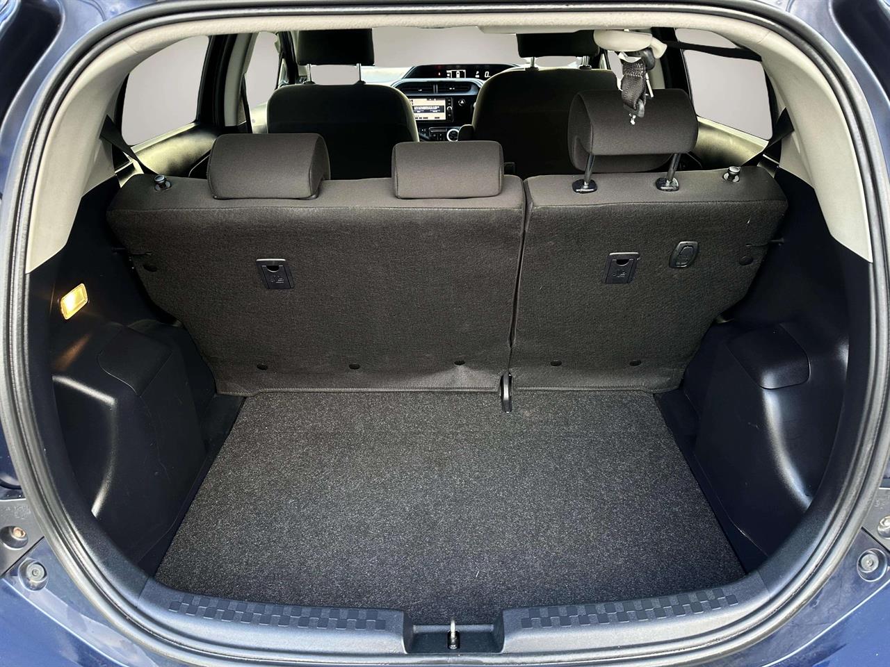 2017 Toyota AQUA