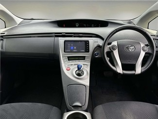 2015 Toyota Prius - Thumbnail