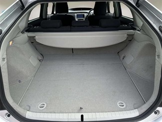 2015 Toyota Prius - Thumbnail