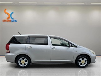2007 Toyota WISH - Thumbnail