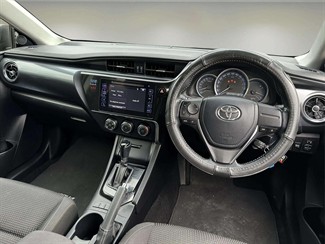 2017 Toyota Corolla - Thumbnail