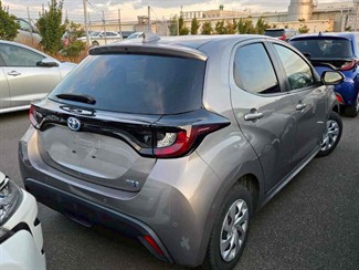2021 Toyota Yaris - Thumbnail