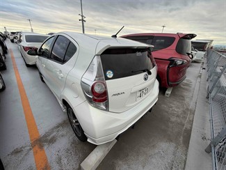 2014 Toyota AQUA - Thumbnail