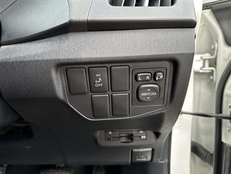 2015 Toyota Prius - Thumbnail