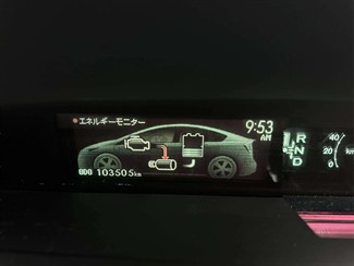 2015 Toyota Prius - Thumbnail