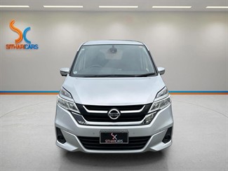 2017 Nissan Serena - Thumbnail