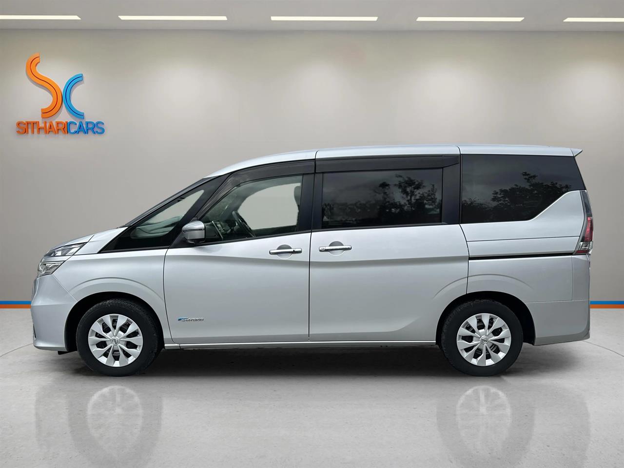 2017 Nissan Serena