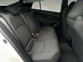 2021 Toyota Prius - Thumbnail