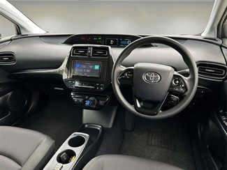 2021 Toyota Prius - Thumbnail