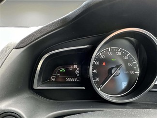 2017 Mazda Axela - Thumbnail