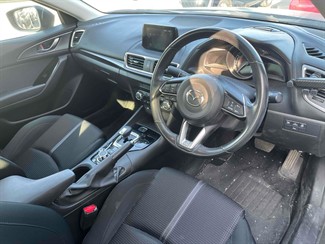 2017 Mazda Axela - Thumbnail