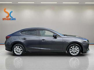 2017 Mazda Axela - Thumbnail