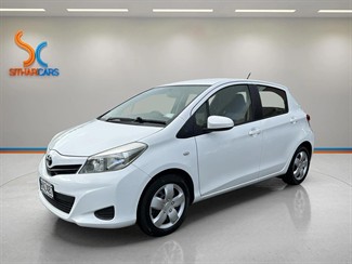 2013 Toyota Yaris - Thumbnail